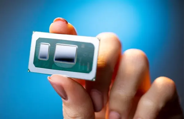 Intel Xeon Coral Rapids to Bring Back SMT for 8th Gen CPUs in 2028