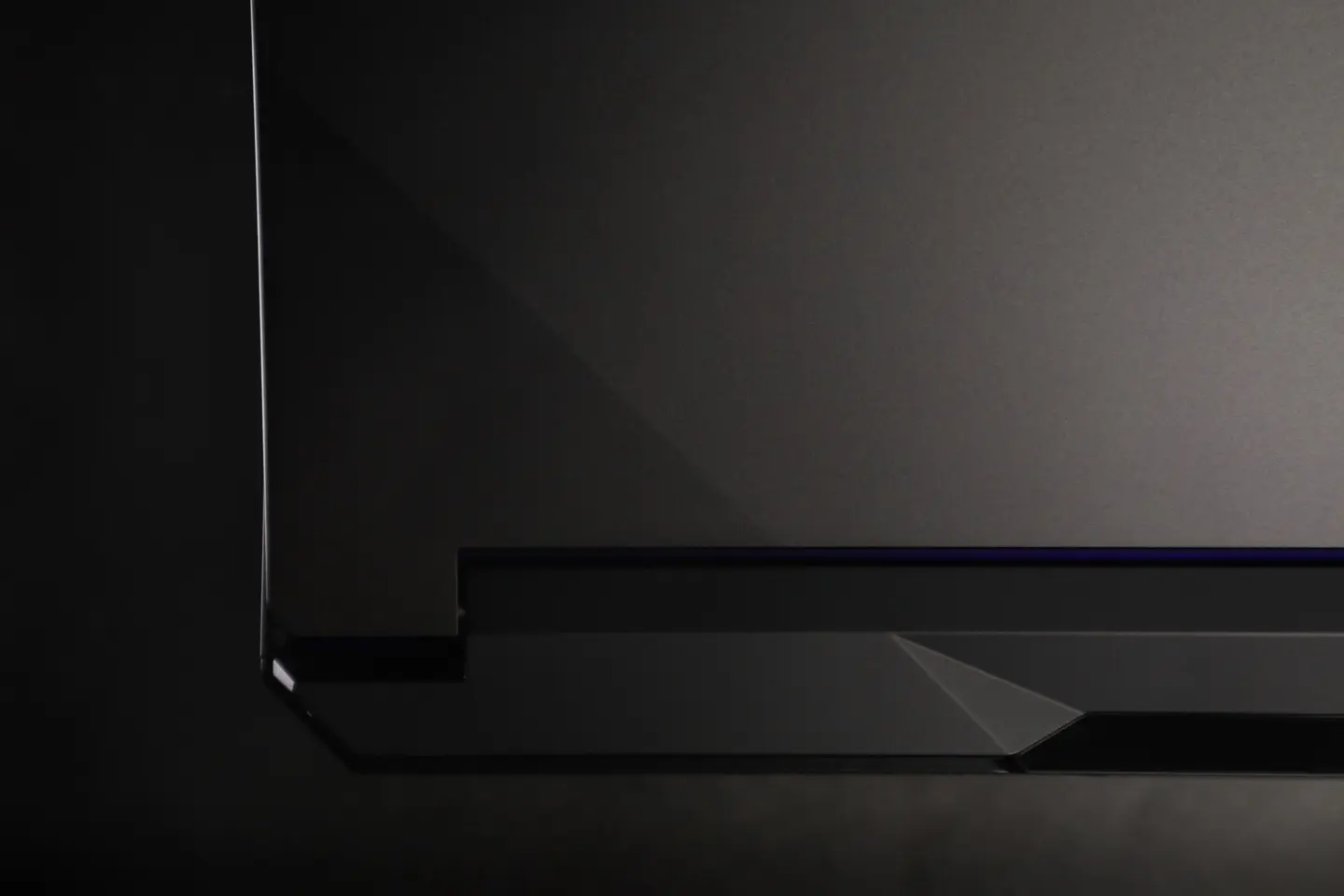 Lenovo Lecoo BELLATOR Zhan 7000P gaming laptop angular chassis design