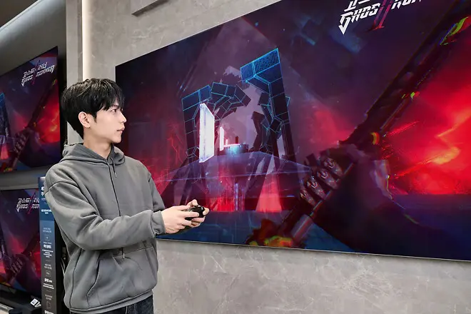 LG OLED TV displaying a high-specification PC game via cloud streaming