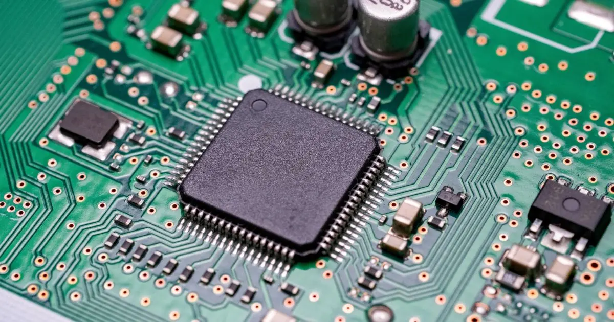 PCB Prices Surge 40% Amid Middle East Supply Chain Disruption