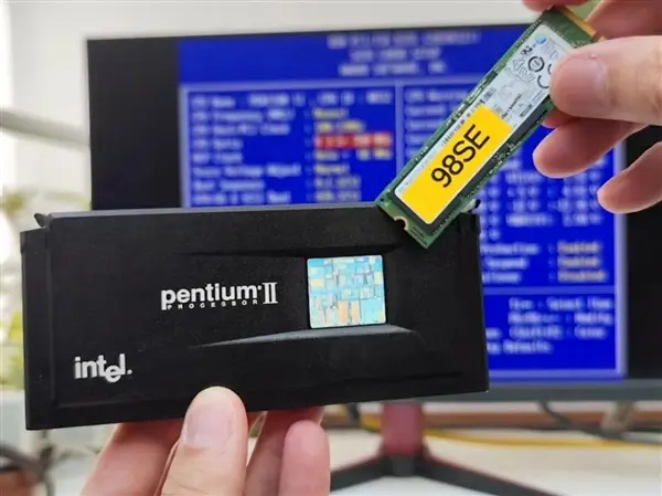 1997 Intel Pentium II Runs Modern M.2 NVMe SSD at 100MB/s