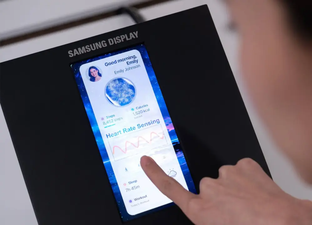 Samsung Unveils Sensor OLED With Heart Rate Monitoring