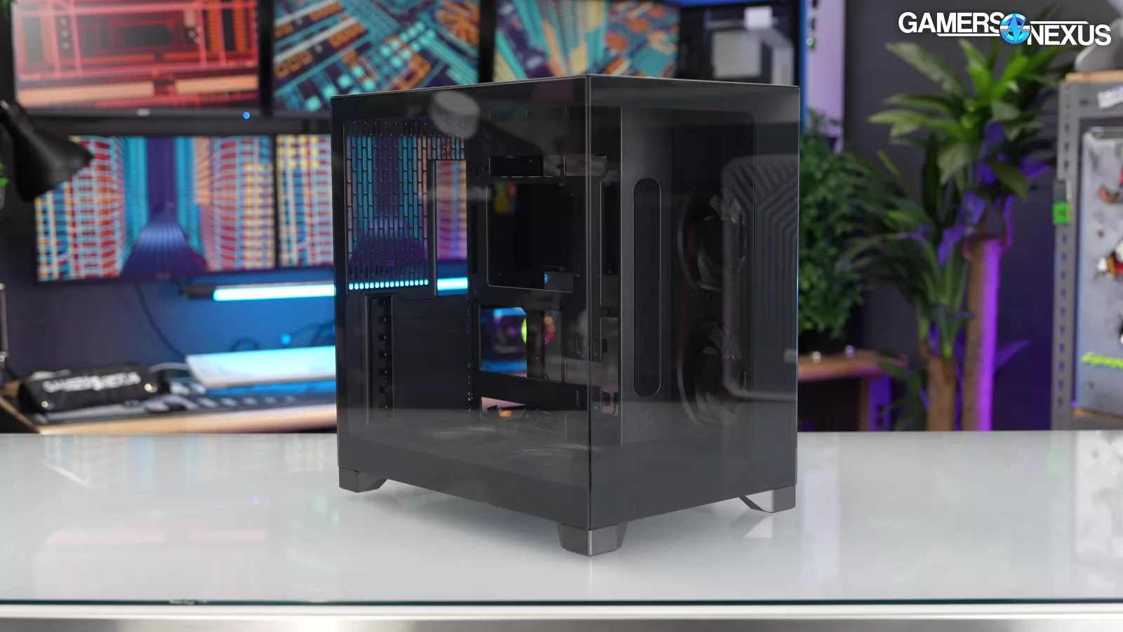 Fractal Pop 2 Vision front panel with USB Type-C and audio jack ports