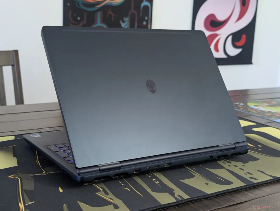 Alienware 16X Aurora Balanced Mode Cuts Noise Without Sacrificing Gaming Performance