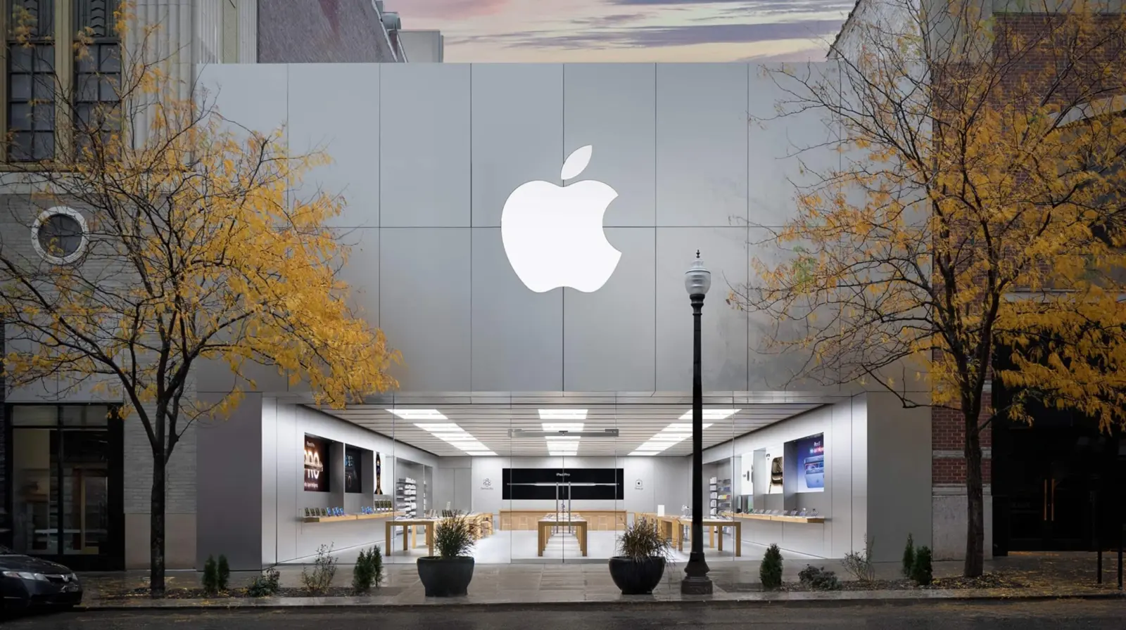 Apple Education Store verification process uses Unidays service for identity checks via email or government ID.