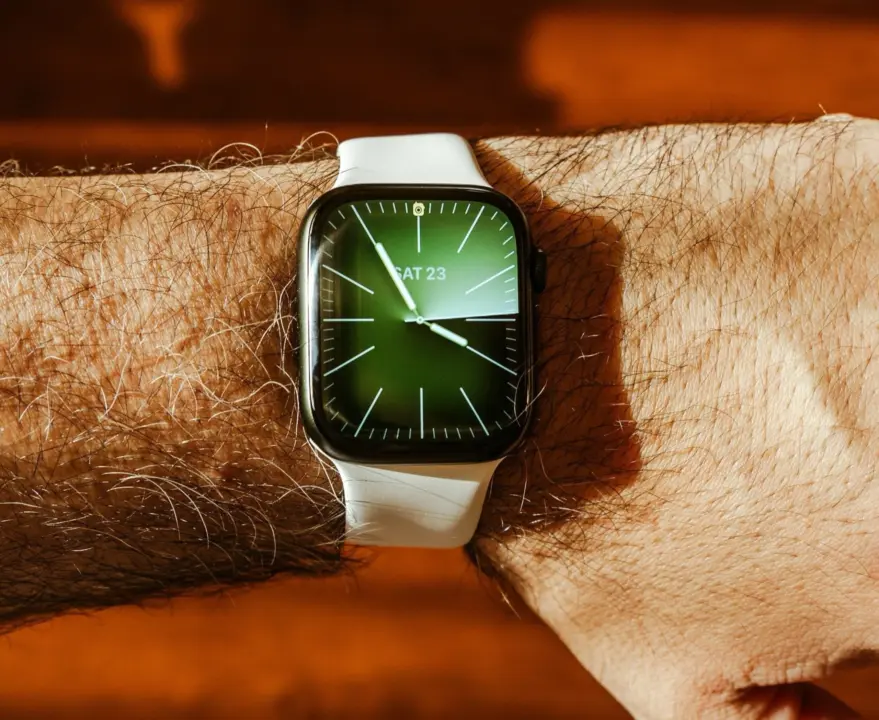 Apple Watch Series 12 Drops Touch ID Plans, Larger Battery Incoming