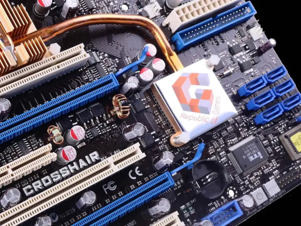 Asus Teases ROG Crosshair AM5 Motherboard for 20th Anniversary