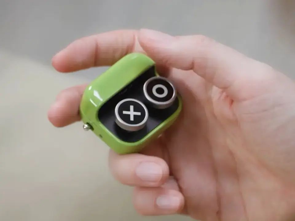 Boox launches Tappy Bluetooth page-turning remote for its ereaders and tablets