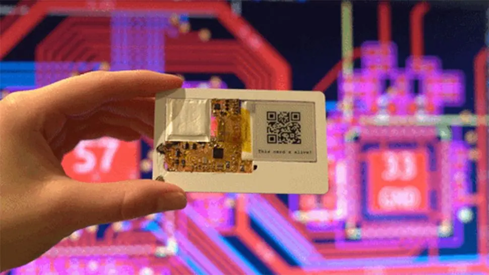 Krauseler Muxcard prototype with ePaper display and NFC module