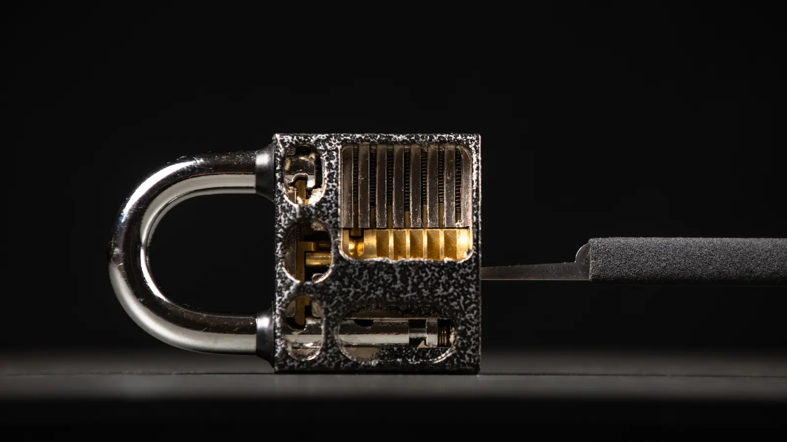 Linux kernel vulnerability Dirty Frag root access exploit