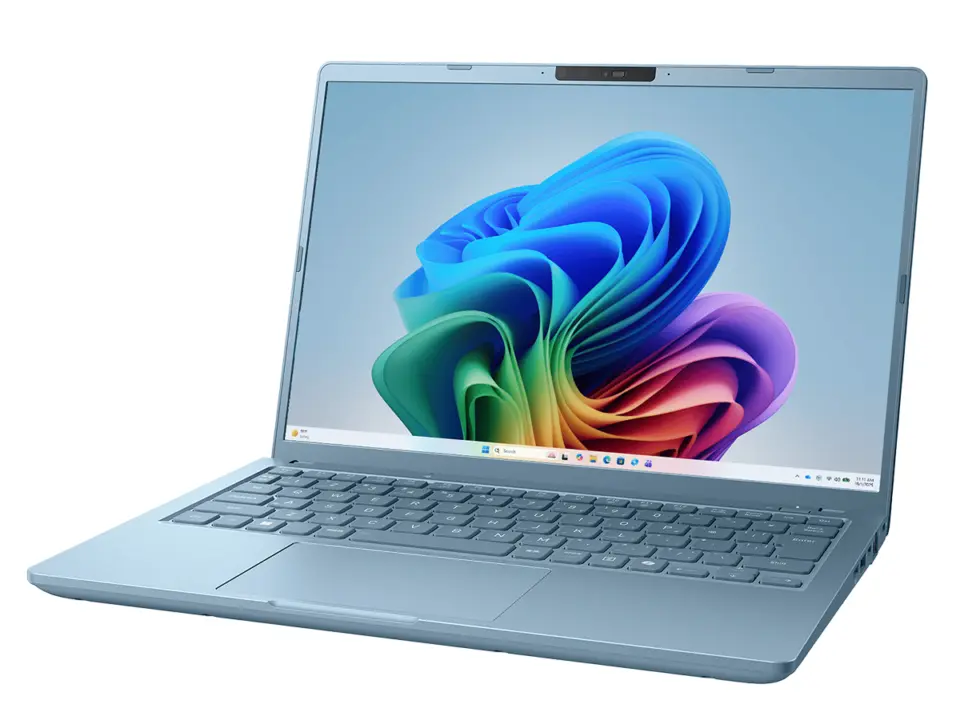 Dynabook G7/A Mobile Laptop Weighs 899g with Core Ultra 5 322