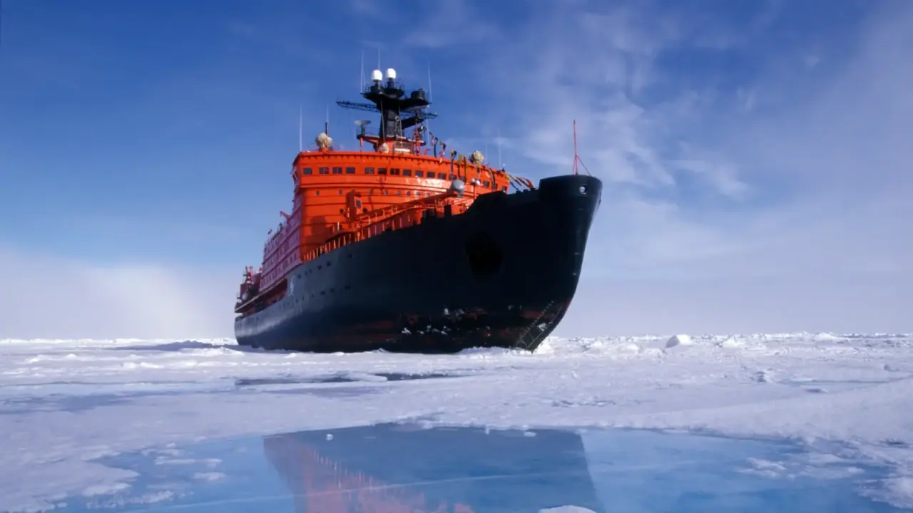 EU Plans Arctic Undersea Cable to Link Europe and Asia by 2030