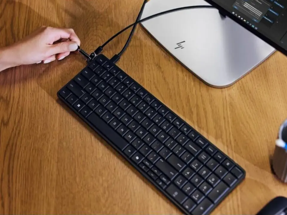 HP EliteBoard G1a Keyboard-PC Launches in North America Starting at $1,534