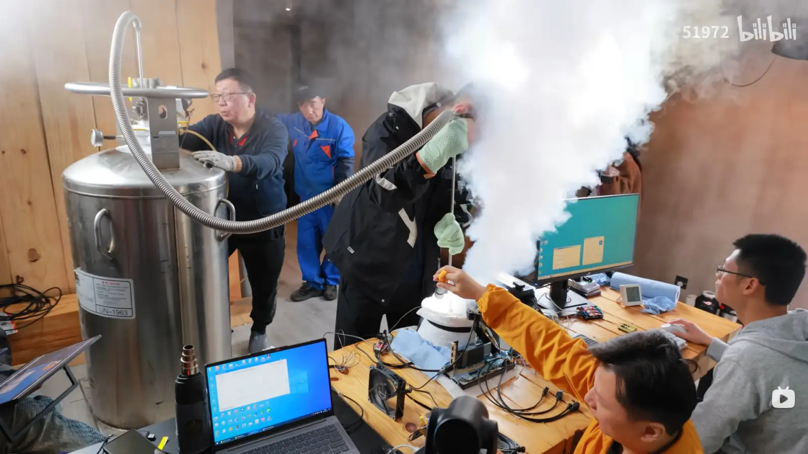 Intel Core i9-14900KF CPU with 24 cores and 6.0 GHz base clock
