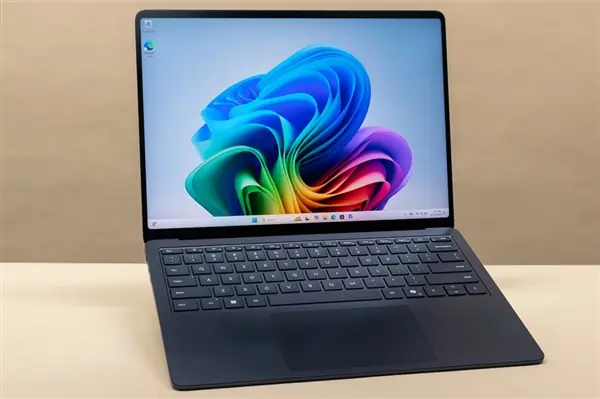 Intel Panther Lake and AMD Ryzen AI 400 Drive 2026 Laptop Performance