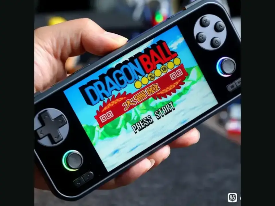 Lao Zhang Unveils Yoo Y1 Retro Handheld With 4.5-Inch Display