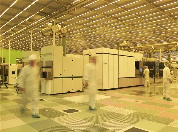 Micron Technology Market Cap Hits $1 Trillion on Storage Price Hikes
