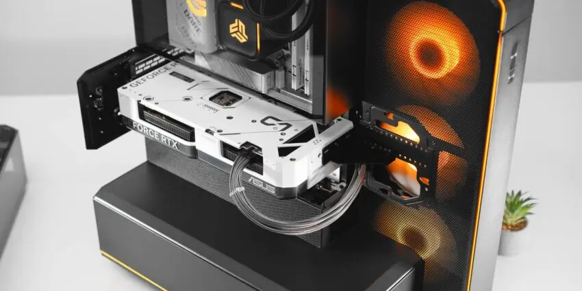 Phanteks EX6 Max case with AIO cooler and IPS screen