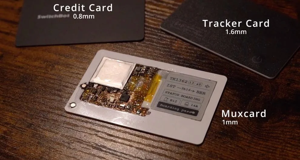 Credit-card-sized computer with ESP32-C3FH4 SoC and e-ink display