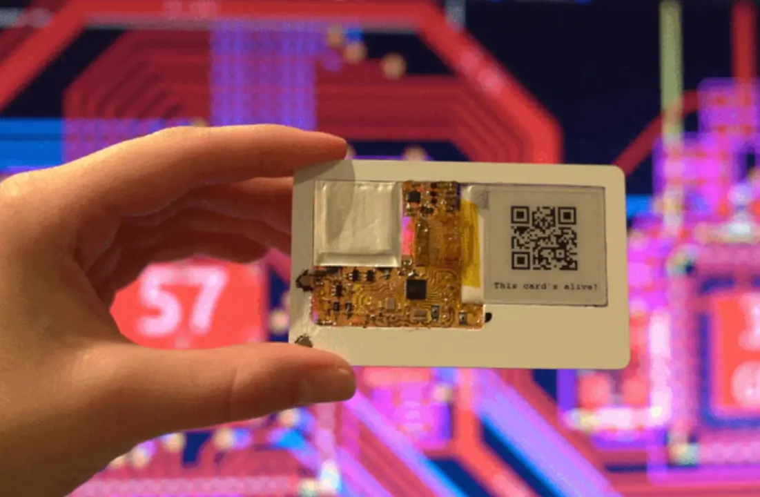 Reddit User Builds Credit-Card-Sized Computer Just 1mm Thick