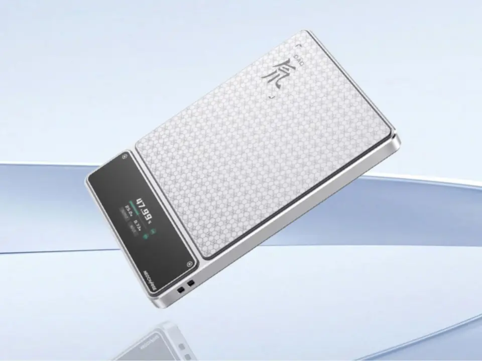 RedMagic Deuterium Power Card Pro Magnetic Power Bank Launches in China