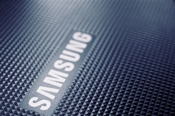 Samsung CMM-D 3.1 CXL memory module with 1TB capacity and 72GB/s bandwidth