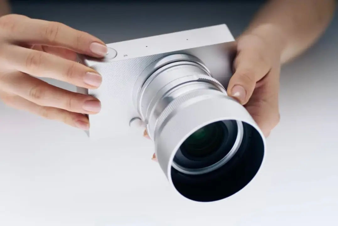Sigma BF Teardown Reveals Aluminum Unibody and Full-Frame Sensor