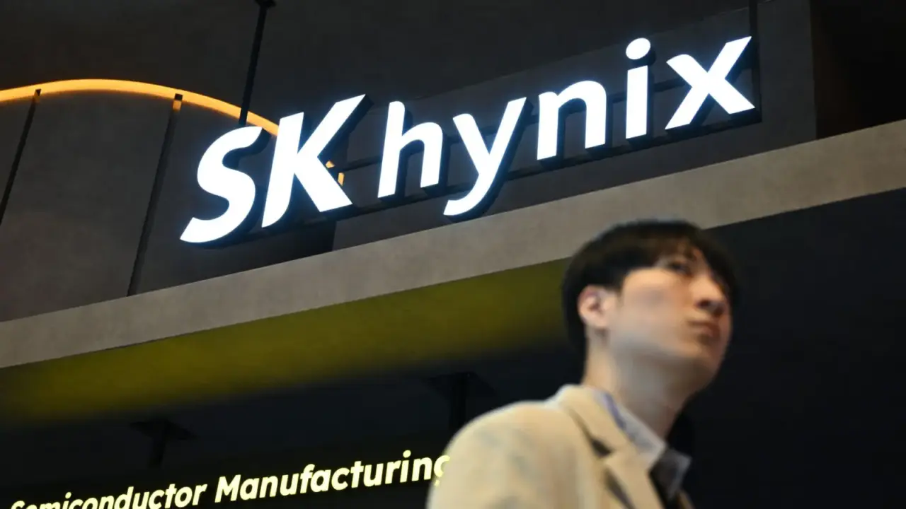 SK hynix customers offer to buy EUV machines and fund new fabs as memory capacity hits zero