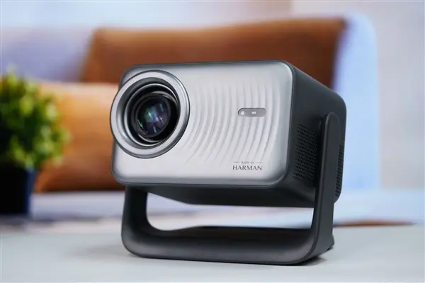 RUNTO projector