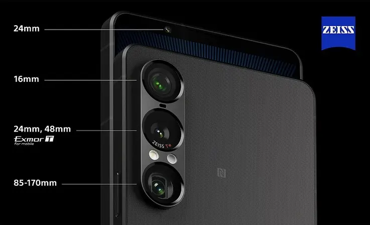Xperia 1 VIII square camera module with 48 MP 70 mm telephoto lens