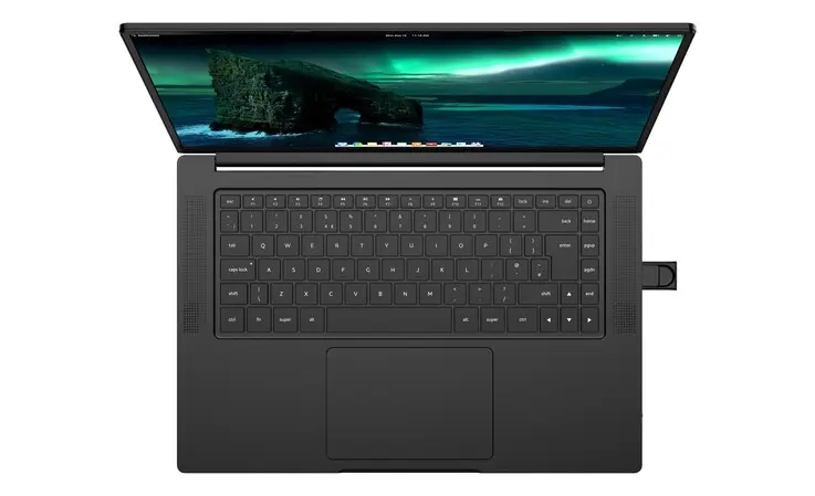 StarFighter laptop with 120 Hz 4K display and 64 GB RAM