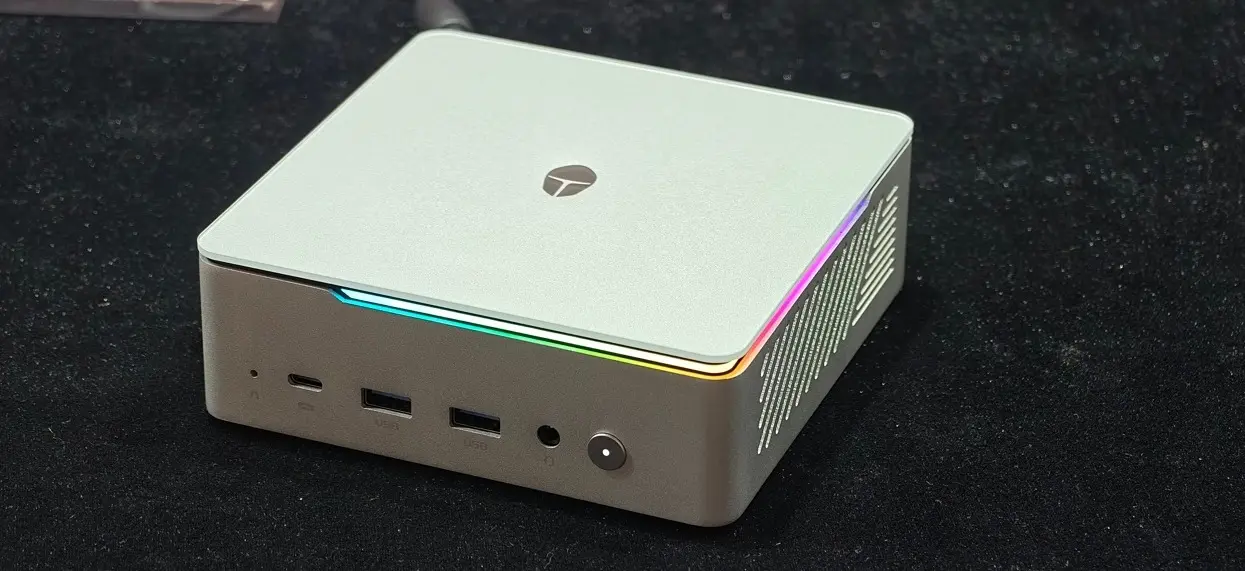 THUNDEROBOT D7000 Mini PC Launches With Ryzen AI 9 HX 470 and 128GB RAM