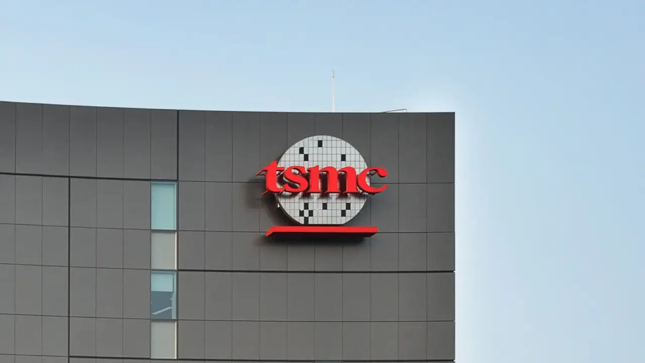Trump Administration Launches $4 Trillion Pax Silica Fund for Semiconductors