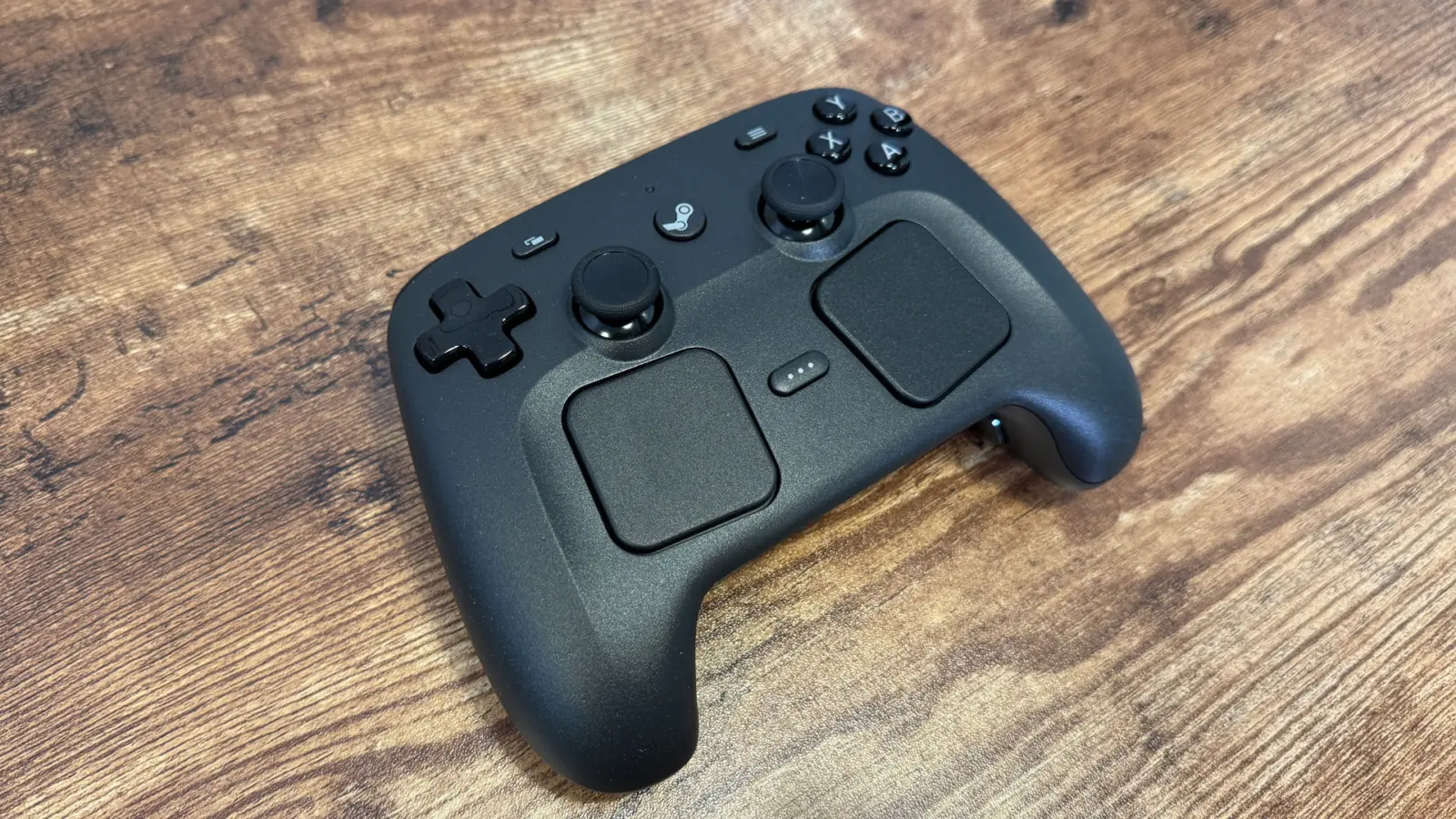 Valve Steam Controller with strict one-per-user reservation limits