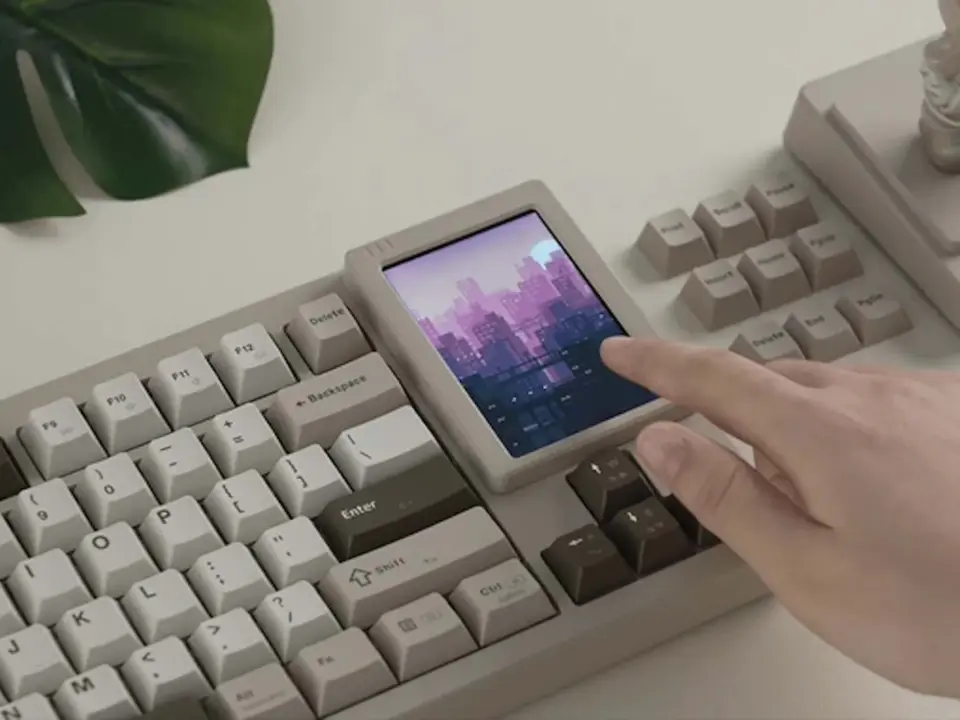 Womier DUO87 Modular Keyboard with Touchscreen Launches for $99