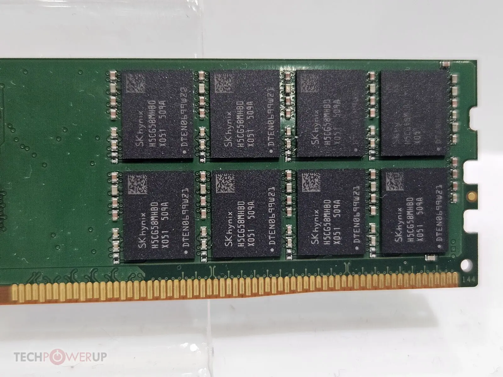 XPG Novakey RGB DDR5 memory module with ARGB lighting