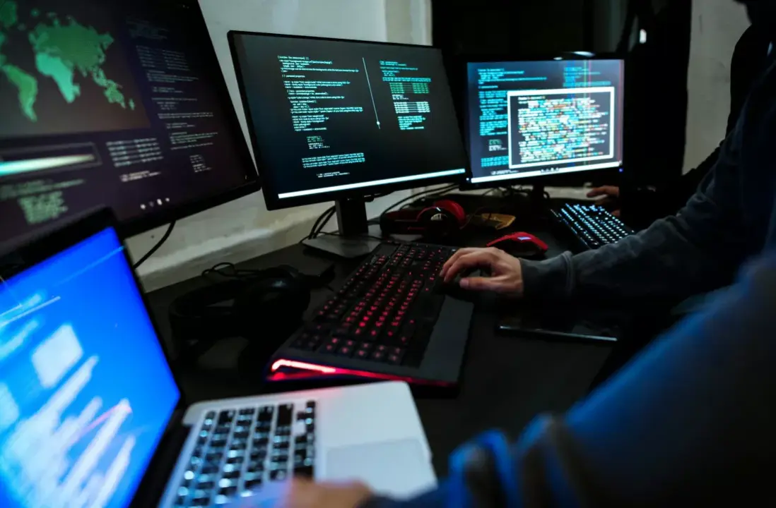 AI Layoff Reversal: Companies Rehiring Staff After Generative AI Cuts