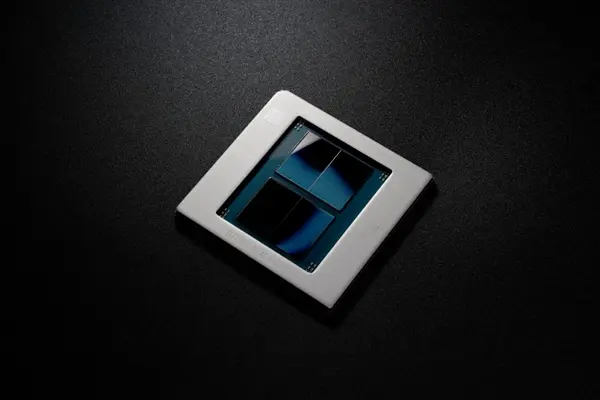 AWS Graviton5 CPU Launches with 192 Cores and Expanded L3 Cache