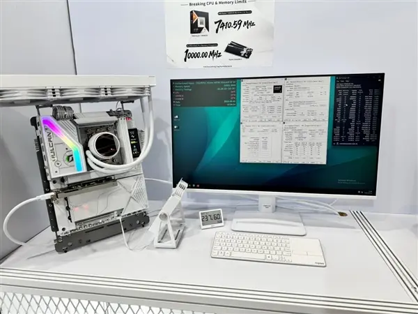 Colorful iGame X870E White Vulcan motherboard