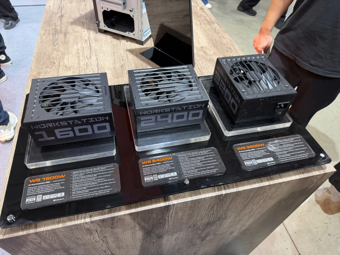 COUGAR WS Series power supply unit with 3200W output and four 12V-2x6 connectors