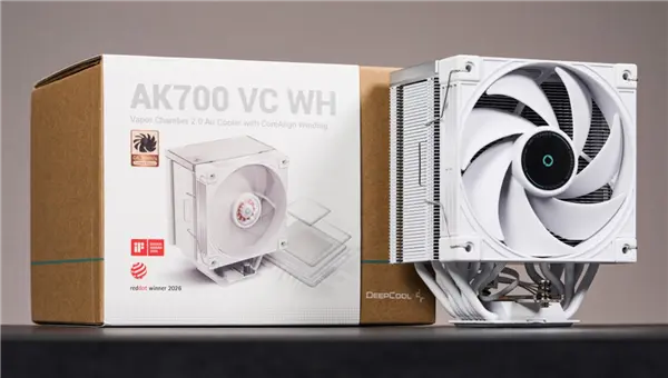 DeepCool AK700 VC vapor chamber base detail