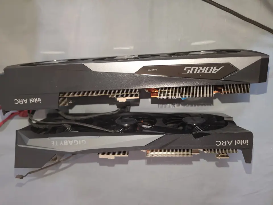 GIGABYTE DG2-512 cooler prototype for Intel Arc GPUs