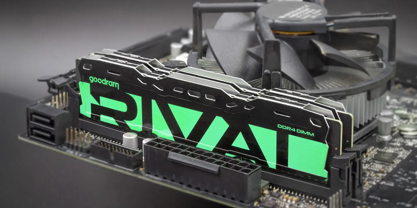 Goodram Rival DDR4 RADIANT memory module with red heatsink