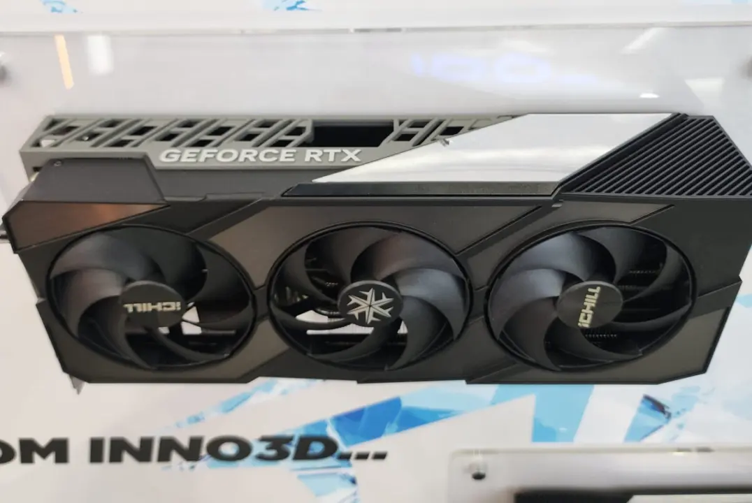 Inno3D iCHILL concept graphics card design with side LCD display