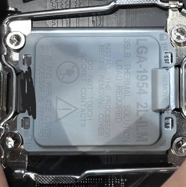 Leaked photo of Intel LGA 1954 socket showing dual lever design