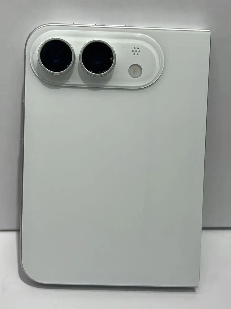 iPhone Fold passport-style form factor