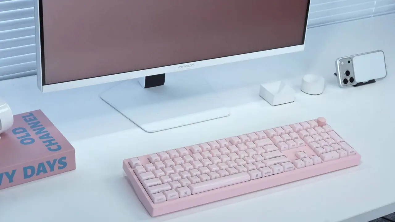 Keychron Z6 Ultra Peach Blossom Limited Edition mechanical keyboard