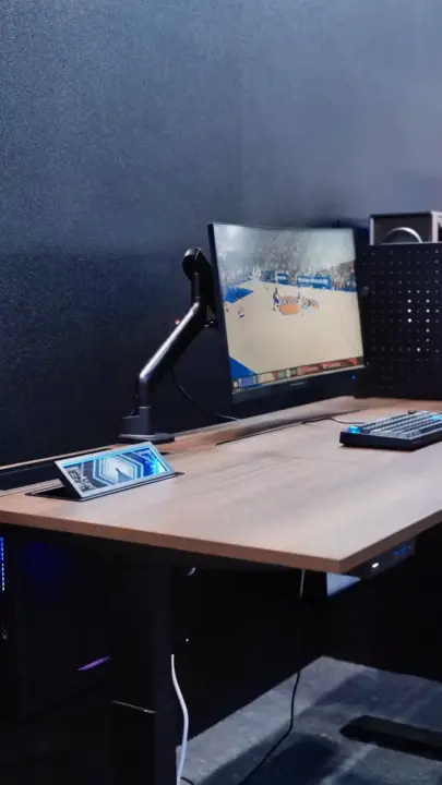 LIAN LI DK-B computer desk with under-desk chassis