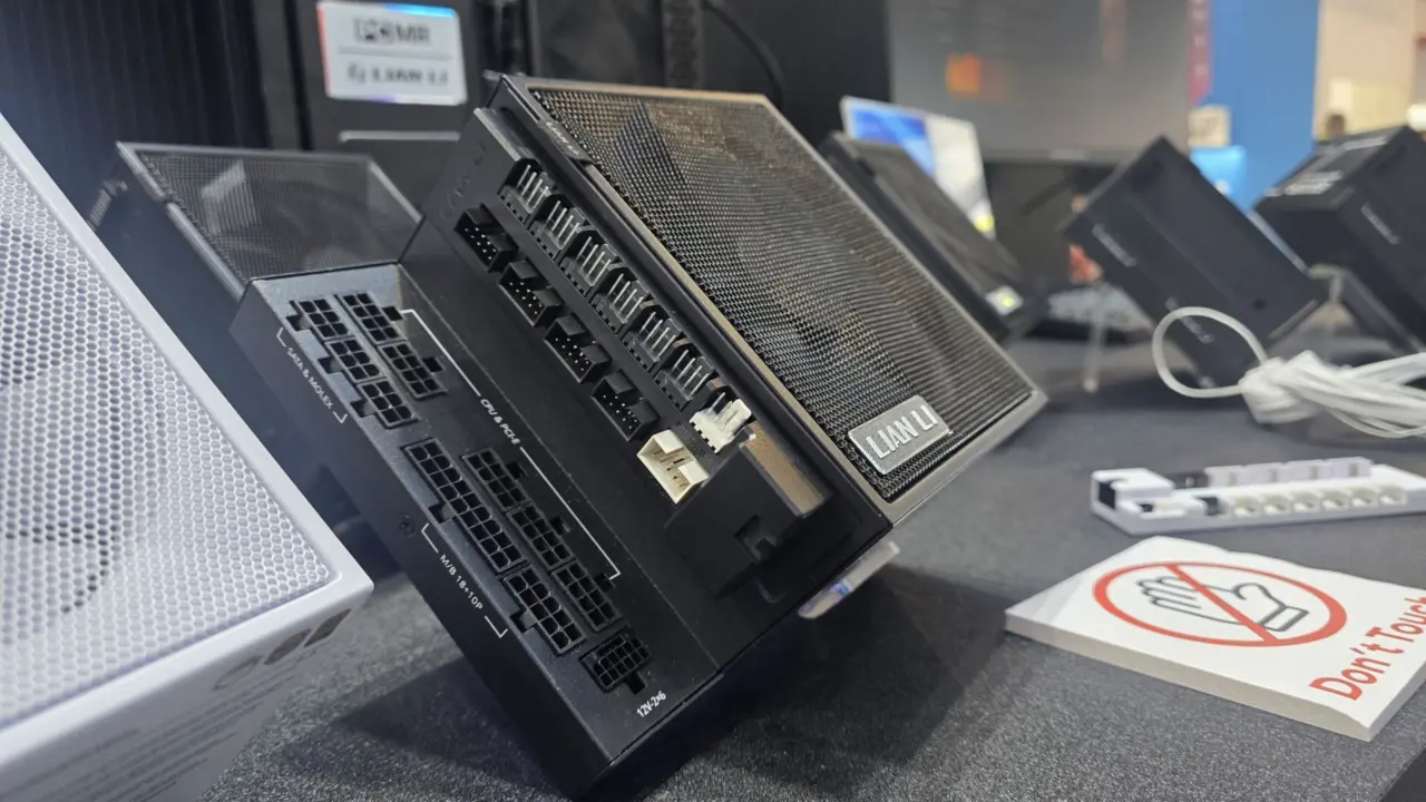 Lian Li Edge Platinum V2 power supply unit