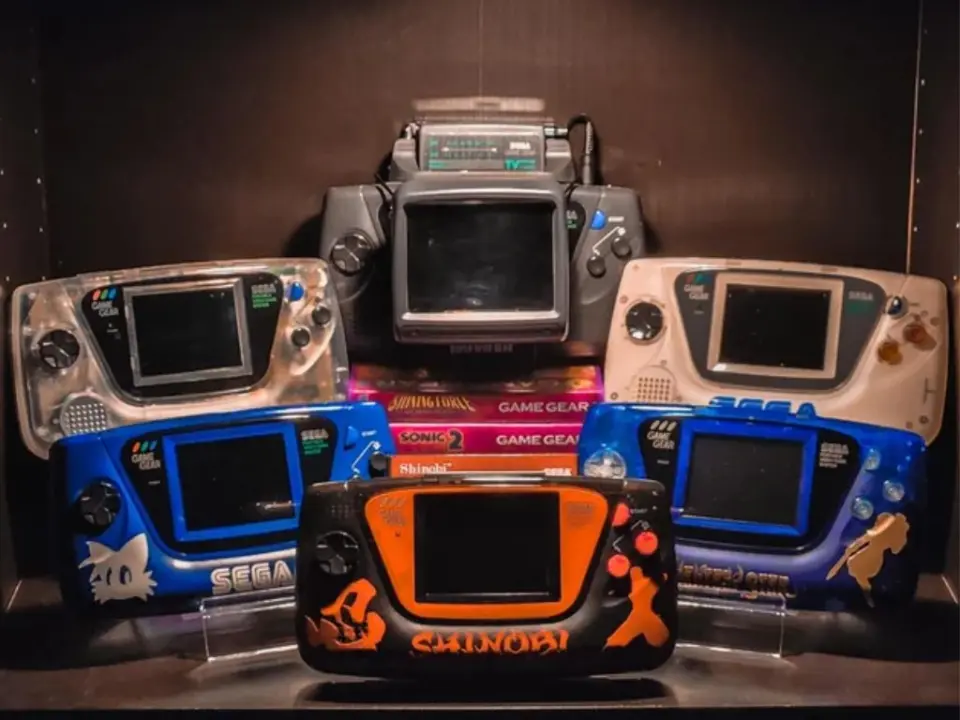 Sega Rumored to Be Developing a Low-Cost 2D Retro Handheld with Physical Cartridges